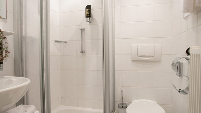 Ferienwohnung Gartenblick: Badezimmer Ferienwohnung Gartenblick: Badezimmer