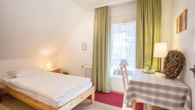 Einzelzimmer Balkon einfach Einzelzimmer Balkon einfach