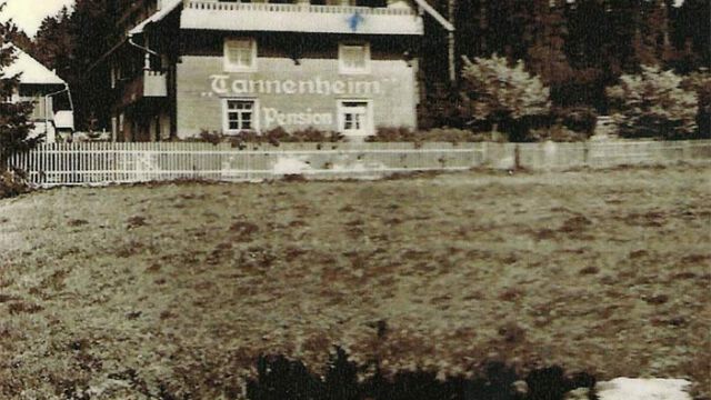 Historische Aufnahme der Pension Tannenheim Historische Aufnahme der Pension Tannenheim